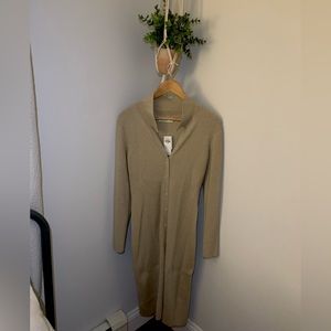 NWT- Abercrombie & Fitch Ribbed Button Front Midi Sweater Dress Size L